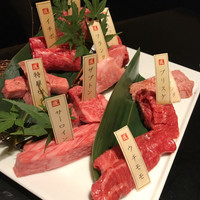 焼肉専科 肉の切り方 日本橋本店 - 