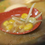 王時計 - みそラーメンの具を喰らう