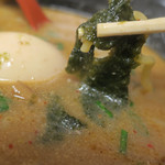 王時計 - みそラーメンの具を喰らう