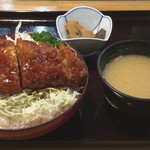 めしや - 四元豚ソースカツ丼 950円＋税