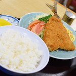 動坂食堂 - アジフライ定食（６３０円→味噌汁無しで６１０円）２０１８年１月