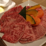 和牛焼肉食べ放題　肉屋の台所 - 松阪牛盛り合わせ