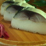 Saba Kaidou Hanaore - 鯖寿司膳（１７８５円　吸い物、小鉢付き）　　花折峠のお店を案内下さったご主人の三宅さんは５年前にお亡くなりに、、、。