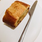 アニエルドール - パン