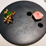 アニエルドール - ガリシア豚　ゴボウ　ブーダンノワール　ワサビ