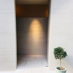 アニエルドール - 入り口