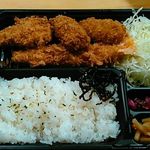 Tonkatsu Shinjuku Saboten - カキフライ・ひれかつ・大海老フライ弁当