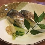 付け出しの焼き鯖寿司