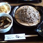 鴨せいろ（大盛り）＆半ライスwithあげ玉・特製天丼たれ