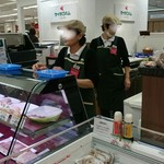 サイボクハム - お肉は量り売りもパック入りもあり