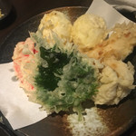 ころも - 紅しょうが、半熟卵、しそ、鶏天