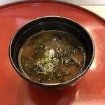 すし仁 - 岩海苔のお味噌汁です。
