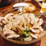 銀彗富運 - ジャンボマッシュルームのサラダ