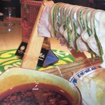 Baguo Buyi Fengwei Restaurant - 