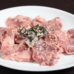 Sendai Horumon Yakiniku Tokiwatei - 昆布〆豚タン