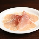 Prosciutto and baby leaf salad