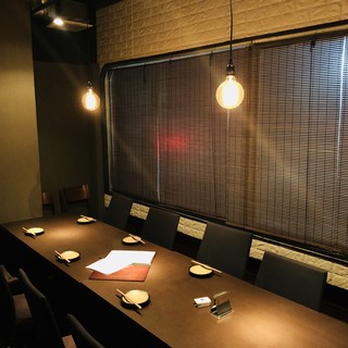 [Private room max. 16 people] Stylish iron plate dining near Ebisu Station