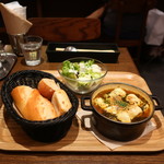 トゥルー スープ - グリルチキンと冬野菜のスープカレー（野菜増量）