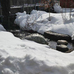 比良山荘 - 標高310m。下界とは天気が違う。ノーマルタイヤは、お勧めできない。