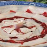 比良山荘 - ツキノワグマ　猟師から買い付ける。イノシシの1/100しか、獲れない。