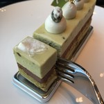 トシ・ヨロイヅカ 東京 - 