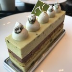 トシ・ヨロイヅカ 東京 - 