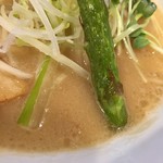 麺 チキンヒーロー - 