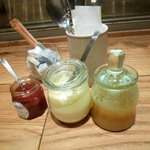 RACINES Boulangerie & Bistro - 