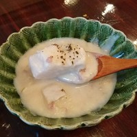 あそび割烹 さん葉か - 長崎県対馬の猪挽肉と京芋のチーズグラタン風