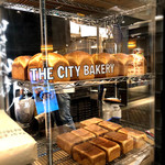 THE CITY BAKERY BRASSERIE RUBIN - 外観