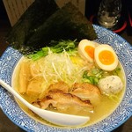 かぐら屋 - 特製 あっさり鶏そば 900円