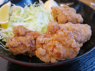 Uotami - 鶏の唐揚げ定食