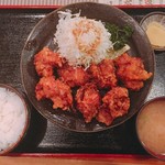 Shinsapporo Shokudou - ザンギ定食  680円