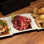 揚鶏屋　伊予 - 三種盛