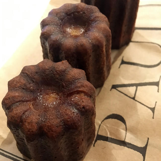 カヌレw By Moon Yn Paul 京王新宿店 ポール 新宿 パン 食べログ