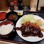 とんかつ荘 フジマル - トンカツ定食