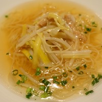 カントニーズ 燕 - 