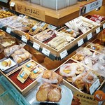 鈴廣かまぼこ - ショーケース