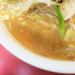 ラーメン二郎 - スープ
