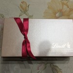 リンツ ショコラ ブティック＆カフェ - バレンタイン・トリュフギフトボックス」