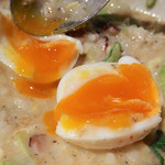 アジトイズム - 【イレギュラー】カルボナーら（850円）＋〆のリゾット（200円）
      