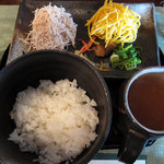 鶏飯（けいはん）８００円