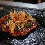 髭将 - 牡蠣お好み焼き(350円)