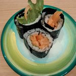 すし江戸 - サーモン巻