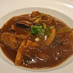 SEN YO - 干しナマコの焦がし葱煮込み