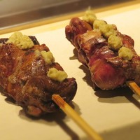 不二楼 - 白レバーとレバーの食べ比べ