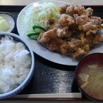 あさひ食堂 - 鶏の唐揚げ定食(7個)