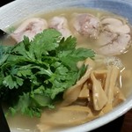 らぁめんお～や - 鶏らぁめん770円