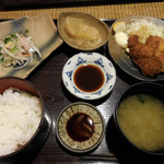 神田 新八 - 鯵たたきとカキフライ定食