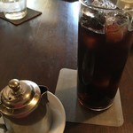 なたね - アイスコーヒーとガムシロポット